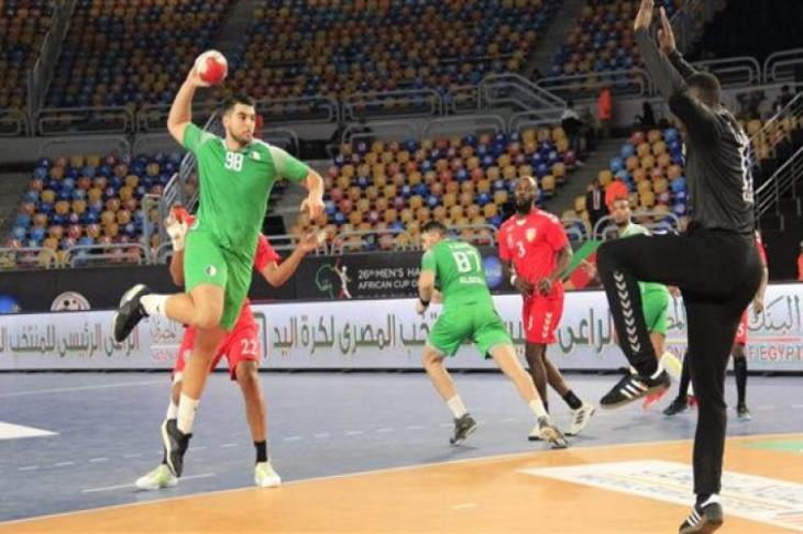 منتخب الجزائر يفوز على كاب فيردي ويضرب موعدا أمام مصر في نهائي أمم أفريقيا لليد